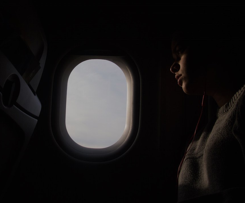 dark window_izzy-gerosa-180911